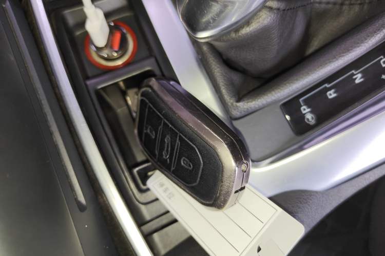 Used DS 6 2016 1.6T Luxury Edition THP160 Vehicle Key