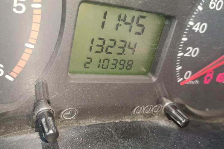 Used Ford Transit Custom 2016 2.2T Short-Wheelbase 6-Seater Mid-Roof Multi-Purpose Vehicle