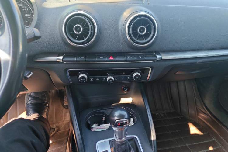 Used Audi A3 2014 Limousine 35 TFSI Automatic Comfort Model