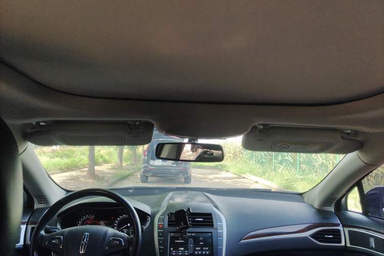 Used Lincoln MKZ 2016 2.0T Luxury Edition Headliner