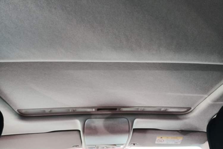 Used Volkswagen Polo 2018 1.5L Automatic Enjoyment Model
