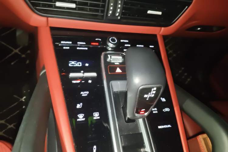 Used Porsche Cayenne E-Hybrid 2021 Cayenne E-Hybrid 2.0T