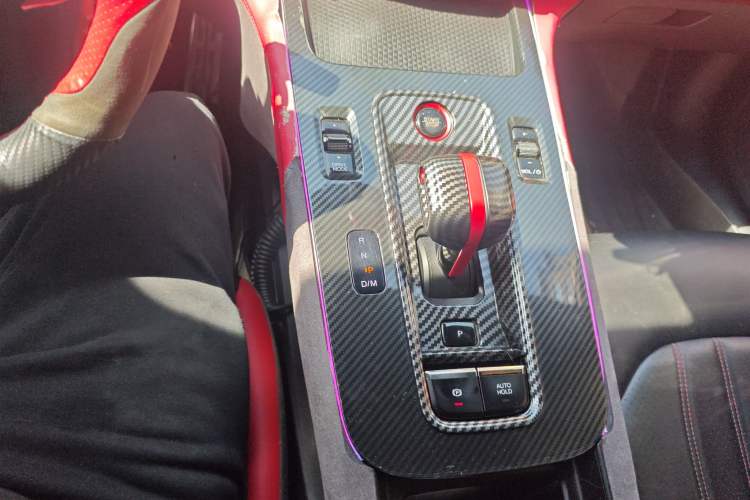 Used GAC Trumpchi EMPOW 2021 270T DCT J15 Version Gear Lever