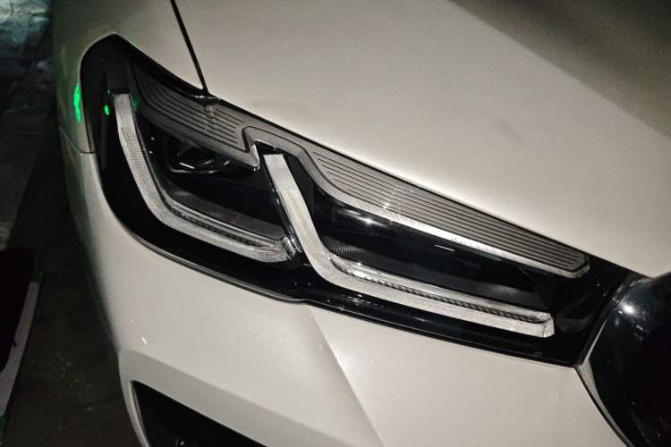 Used BMW 5 Series 2021 Facelifted 530Li Leading Edition M Sport Package
