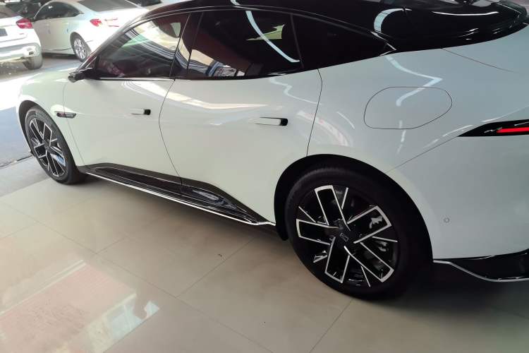 Used Avatr 06 2025 Ultra Pure Electric Edition