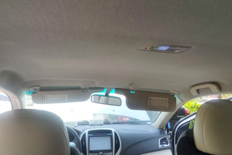 Used BYD F3 2014 1.5L Manual Luxury Model Headliner