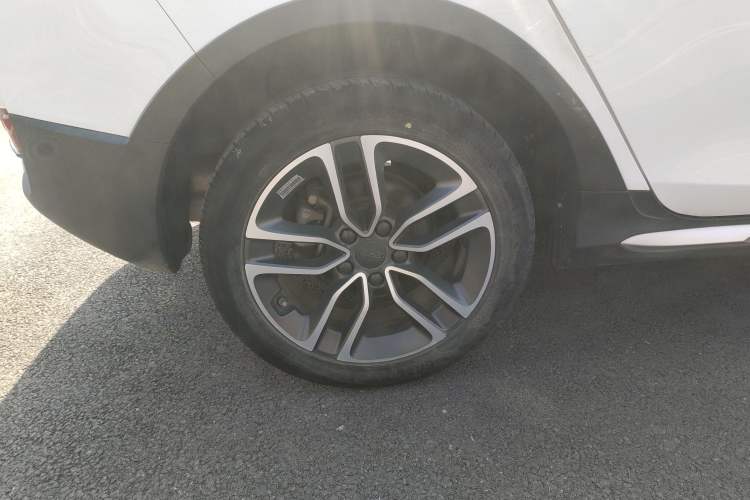 Used Geely Auto Vision S1 2019 Upgraded Model 1.5L Manual Happiness Edition
