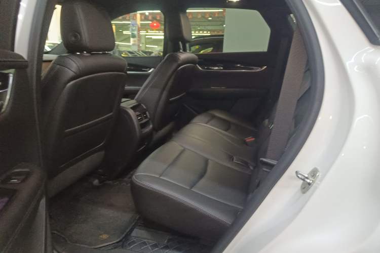 Used Cadillac XT5 2023 2.0T Two-Wheel-Drive Fashion Edition