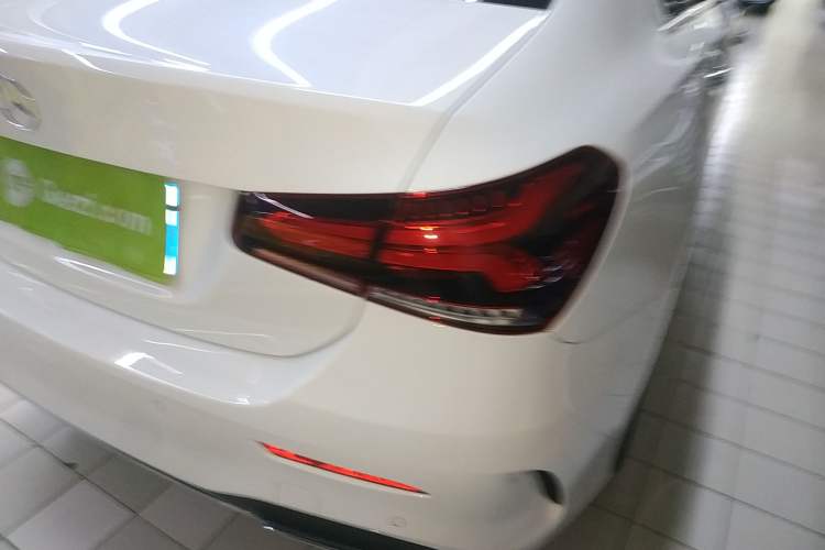 Used Mercedes-Benz A-Class 2022 Revised Version A 200 L Sport Sedan Fashionable Style
