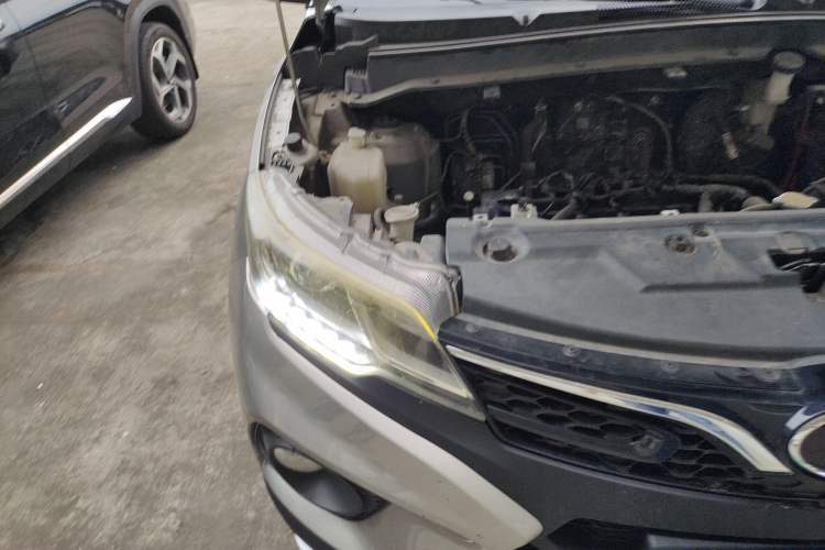 Used Soueast DX3 2018 1.5L Manual Luxury Model