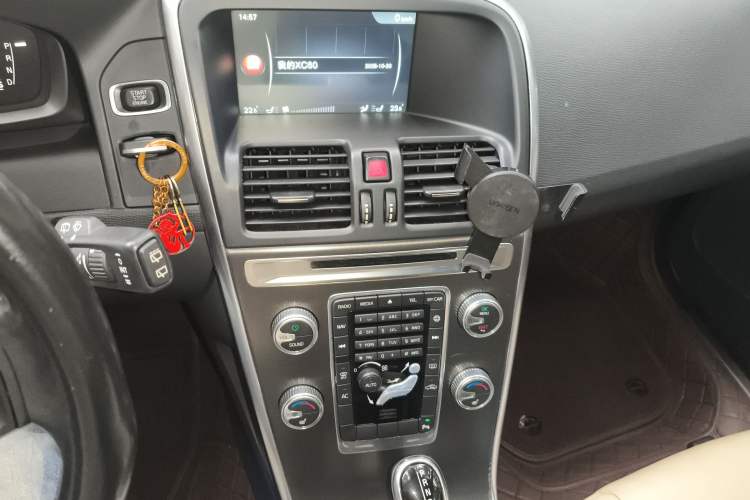 Used Volvo XC60 2014 T5 Zhiyi Edition
