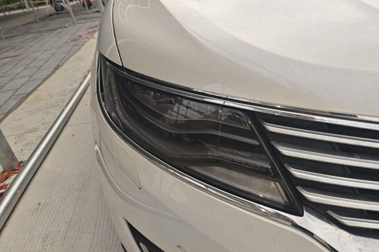 Used Lincoln MKX 2015 2.7T Four-Wheel Drive Prestige Edition Exterior 6