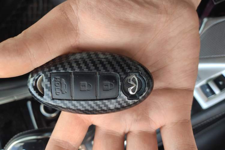 Used Infiniti Q50L 2018 2.0T Enjoyment Version China V Standard
