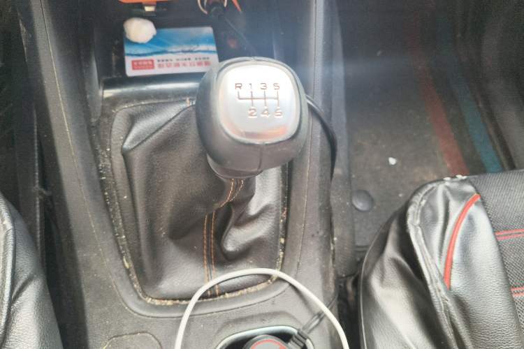 Used Wuling Hongguang S3 2018 1.5T Manual Luxury Model China V Standard