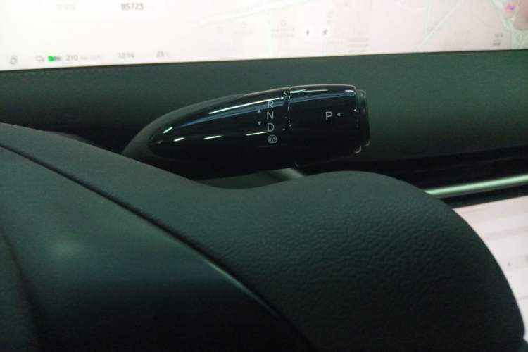 Used IM LS6 2023 Max Standard Edition Gear Lever