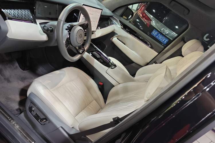 Used Zeekr 009 2022 WE Edition