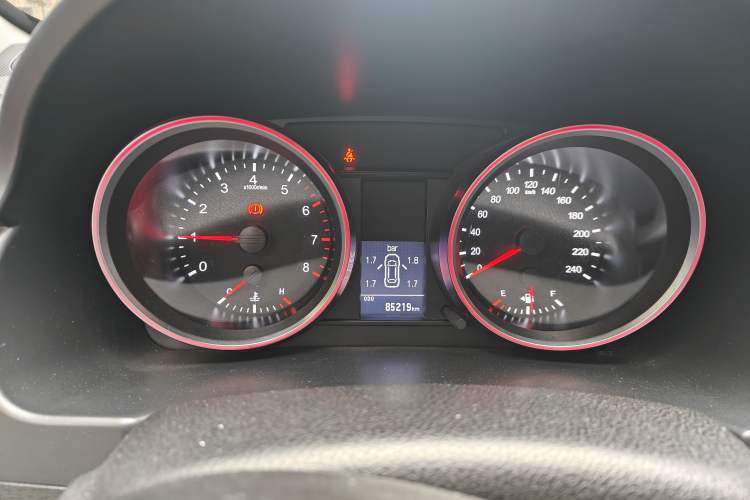 Used Haval H6 2015 Revised Version Sport Edition 1.5T Manual Transmission Two-Wheel Drive Elite Grade