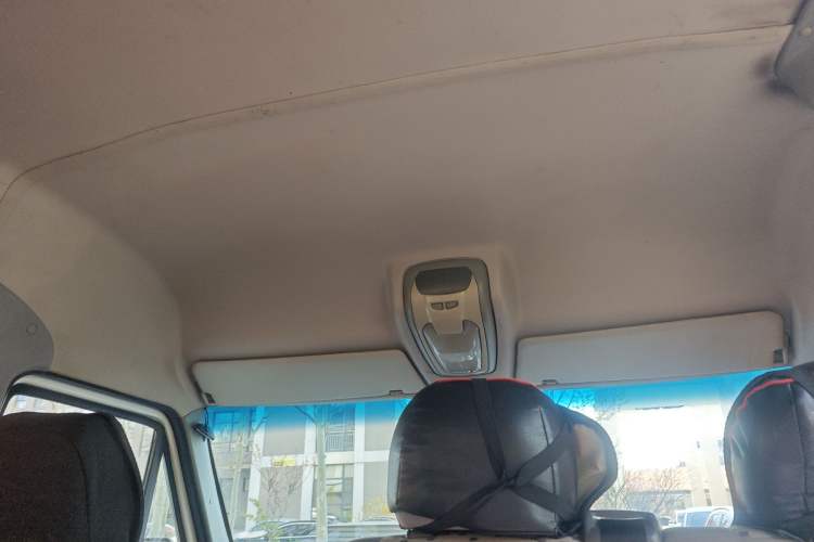 Used Iveco Power Daily 2017 2.5T Classic A32 Mid-Roof 6-7 Seater Bus 47Z5
