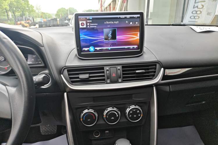 Used Mazda CX-4 2016 2.0L Automatic 2WD Blue Sky Dynamic Edition Audio And AC Panel