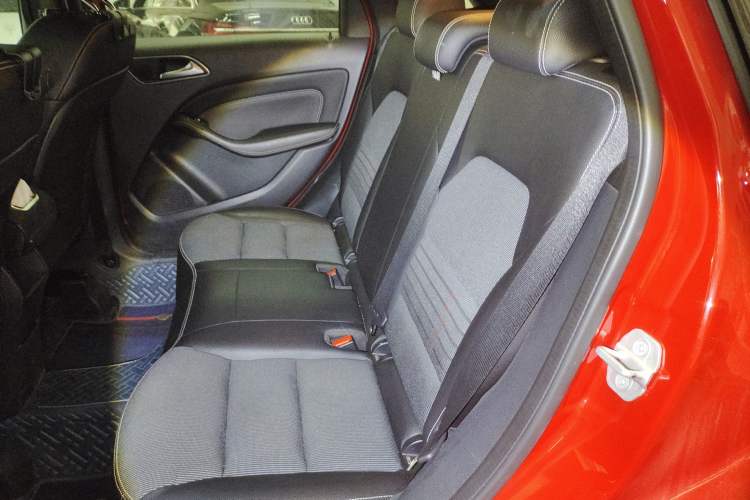 Used Mercedes-Benz B-Class 2015 B 200 Sport Edition