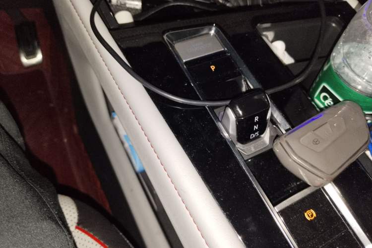 Used Volkswagen Teramont X 2023 380TSI Four-Wheel Drive Prestige Luxury Edition Gear Lever