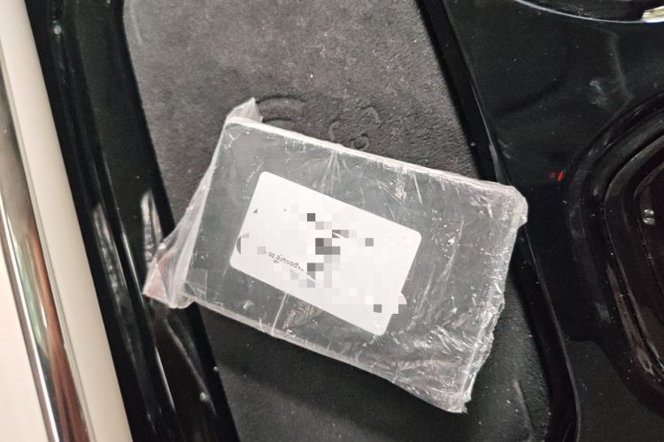 Used Volvo EM90 2025 Ultra Six-Seater Vehicle Key