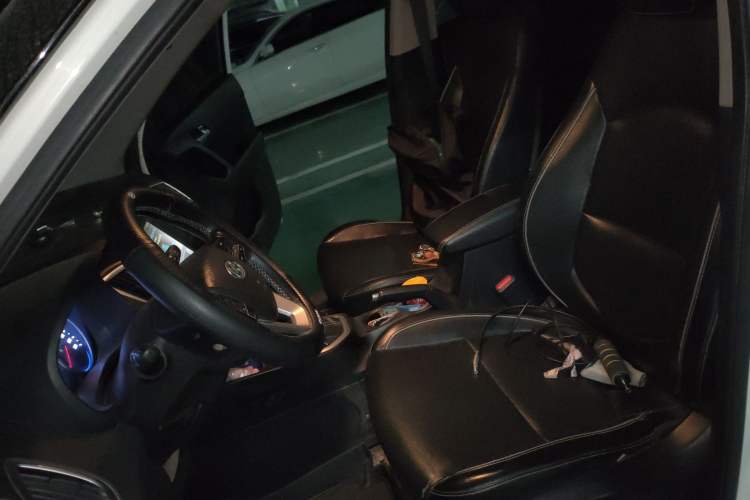 Used Hyundai ix25 2017 1.6L Automatic Smart Version
