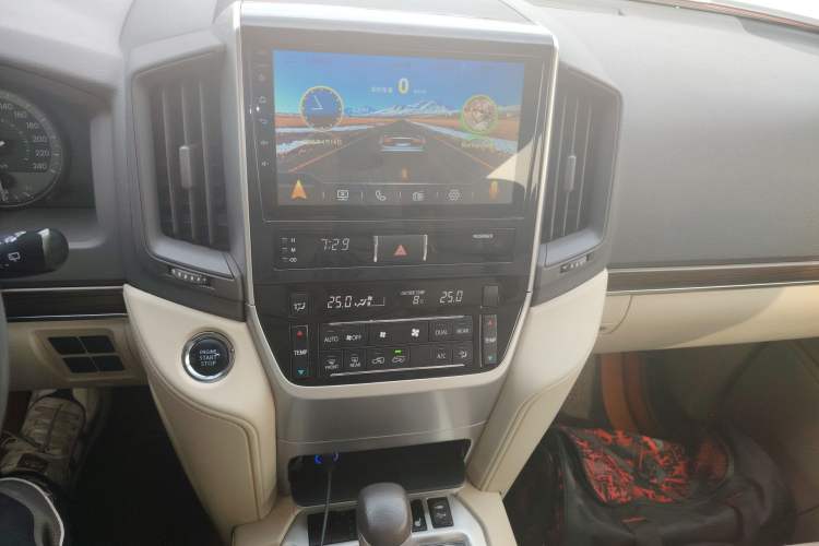Used Toyota Land Cruiser  Audio And AC Panel