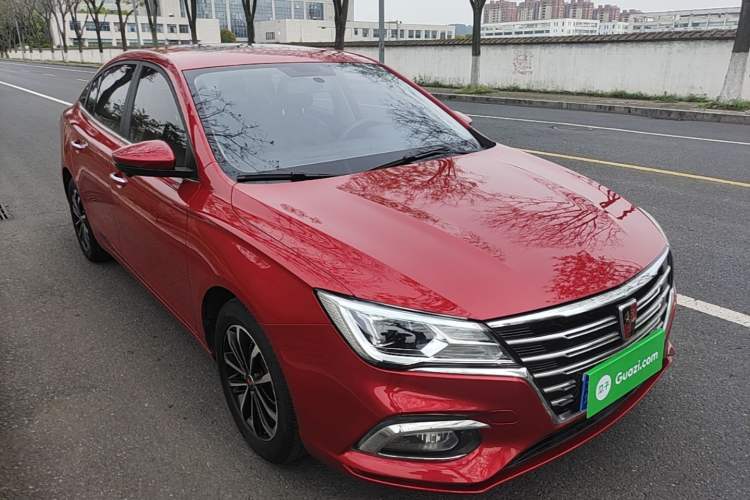 Used Roewe i5 2020 1.5L Automatic 4G Connect Luxury Flagship Edition Front Right 45 Deg