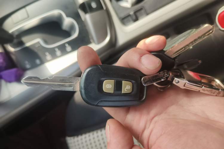 Used Chevrolet Captiva 2012 2.4L Two-Wheel Drive City Edition 5 Seats
