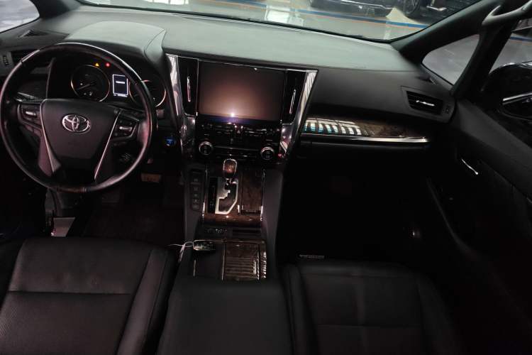 Used Toyota Alphard 2020 Dual-Engine 2.5L Prestige Edition Center Console