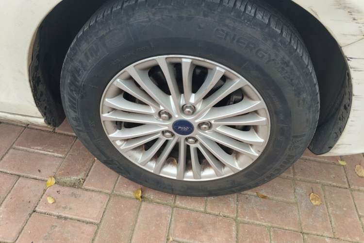 Used Ford Escort 2015 1.5L Manual Comfort Model