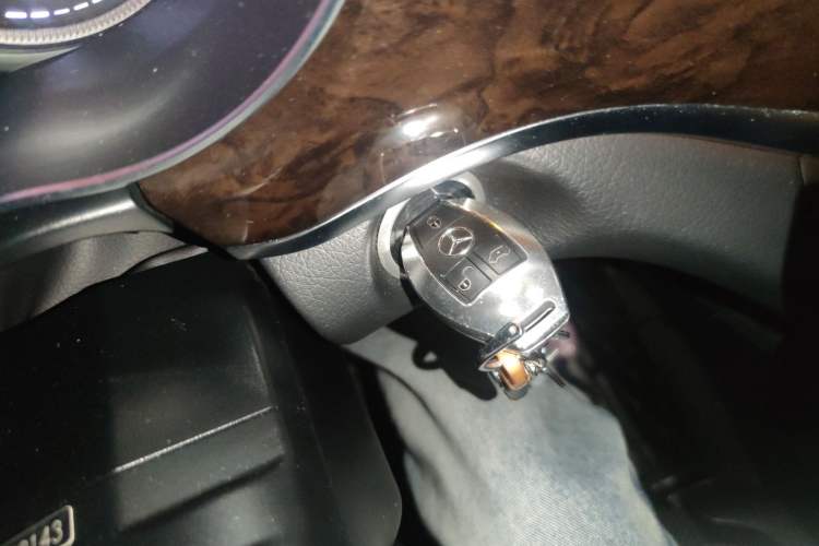 Used Mercedes-Benz V-Class 2018 V 260 L Prestige Extended Version China VI