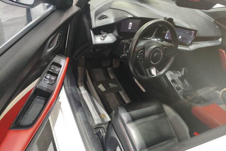 Used MG 5 2021 300TGI DCT Elegant Luxury Edition