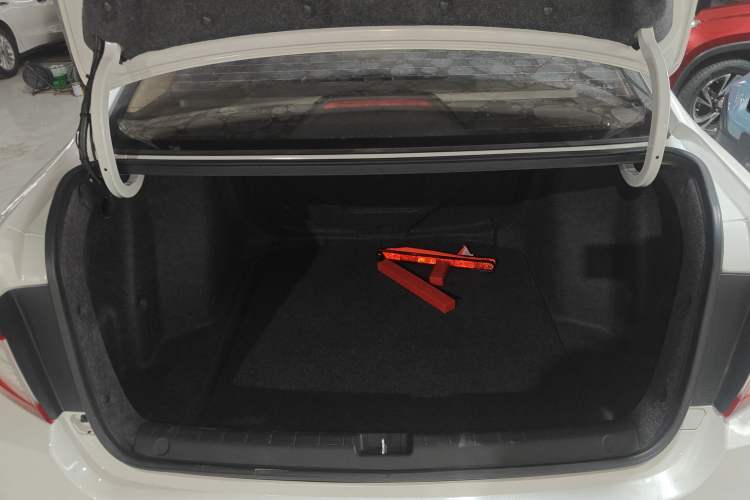 Used Honda Envix 2019 180TURBO CVT Enjoyment Edition China VI Trunk