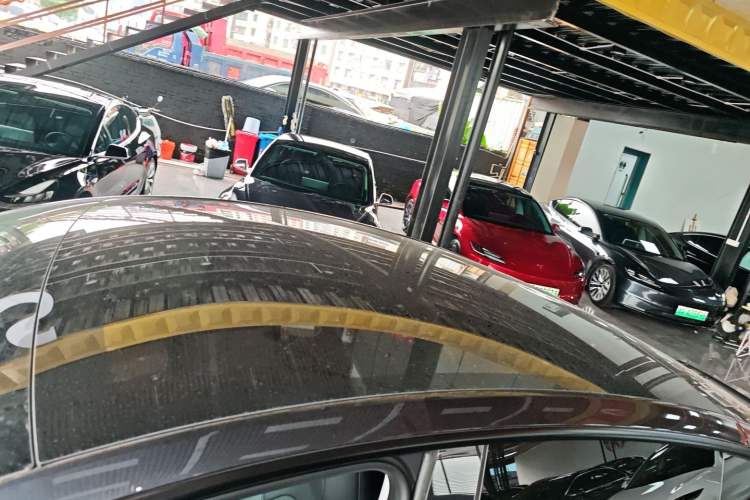 Used Tesla Model Y 2025 Long-Range All-Wheel Drive First Edition