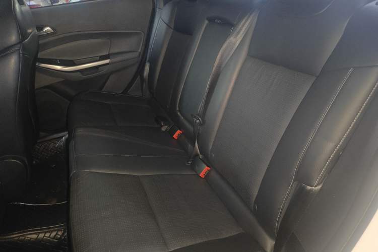Used Ford Escort 2015 1.5L Automatic Fashion Model Left Rear Seat