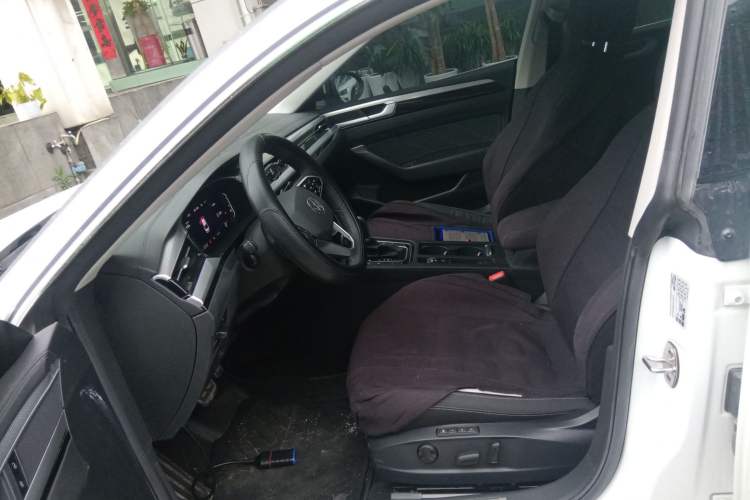 Used Volkswagen FAW-Volkswagen CC 2021 380TSI Striking Edition
