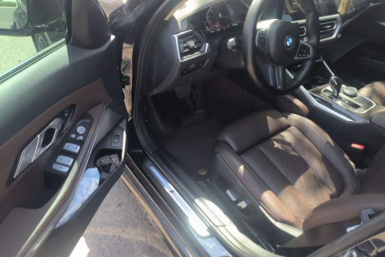 Used BMW 3 Series 2022 325Li M Sport Package Driver Seat