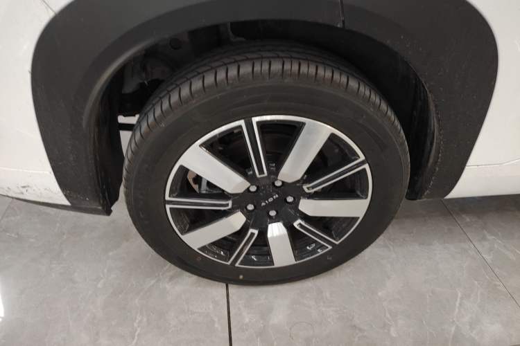 Used AION i60 2026 Model 210 Standard Edition Right Rear Wheel Hub