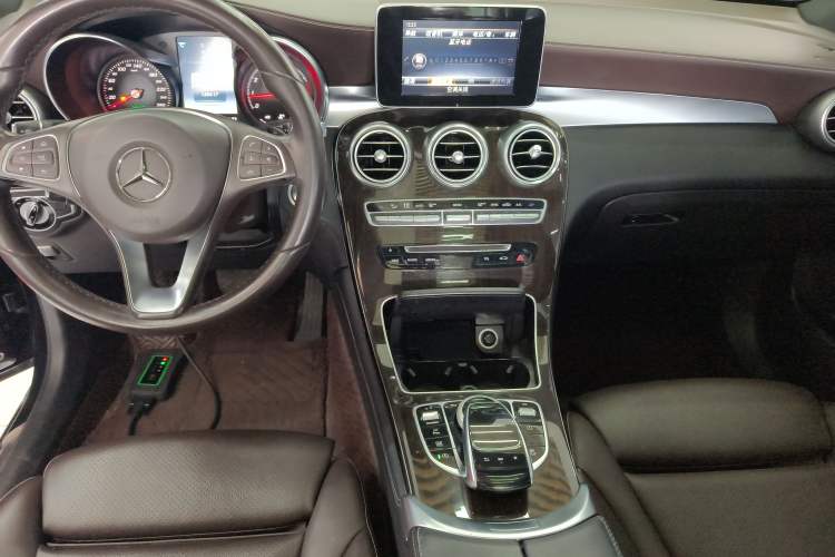 Used Mercedes-Benz GLC 2017 GLC 260 4MATIC Dynamic Edition