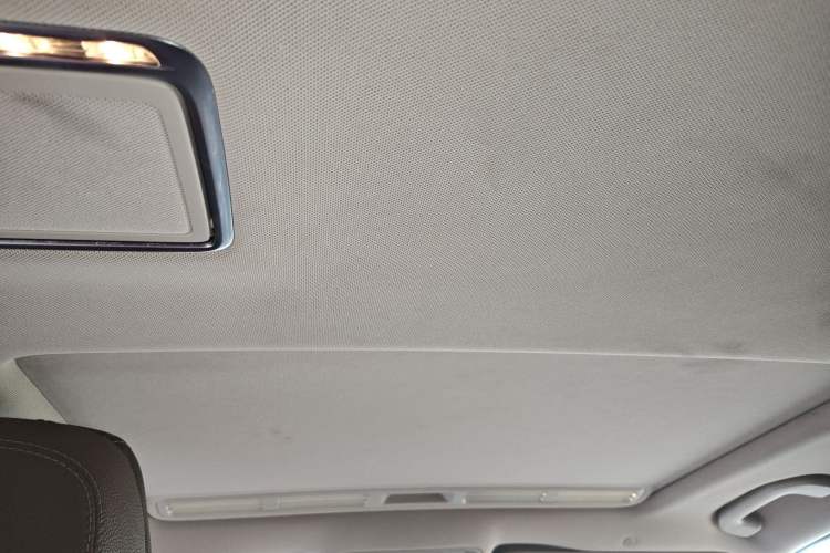 Used Mercedes-Benz E-Class 2016 E 200 L Sport Edition Headliner