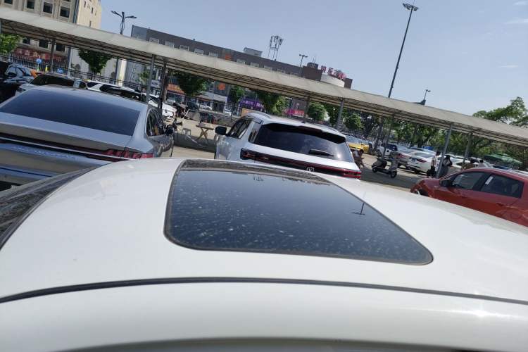 Used Geely Auto Vision 2018 1.5L Automatic Prestige Model Roof