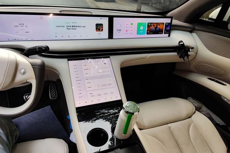 Used IM LS7 2023 90 kWh Elite Rear-Drive Version
