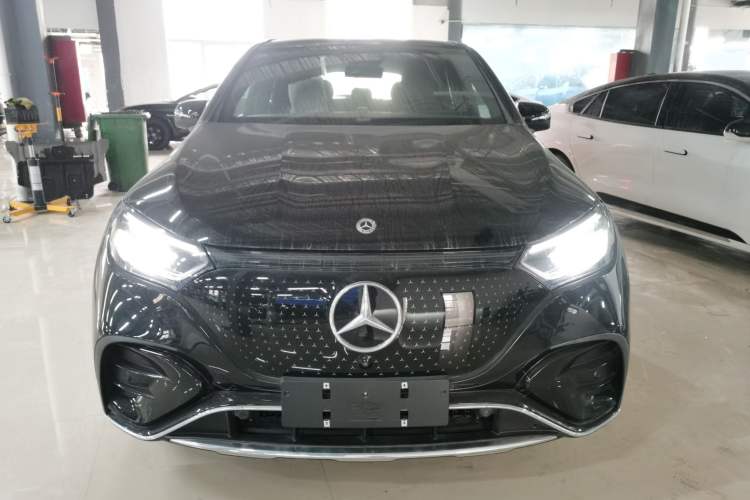 Used Mercedes-Benz EQE SUV 2024 500 4MATIC Pioneer Edition Front