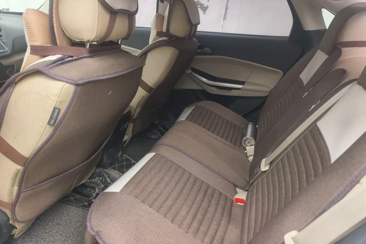 Used Ford Escort 2017 Revised Version 1.5L Manual Comfort Edition Left Rear Seat