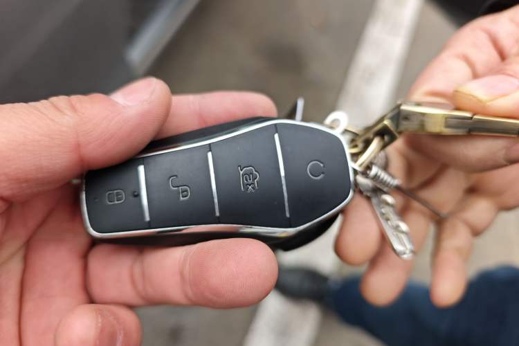 Used BYD Qin PLUS 2021 EV 500KM Premium Model Vehicle Key