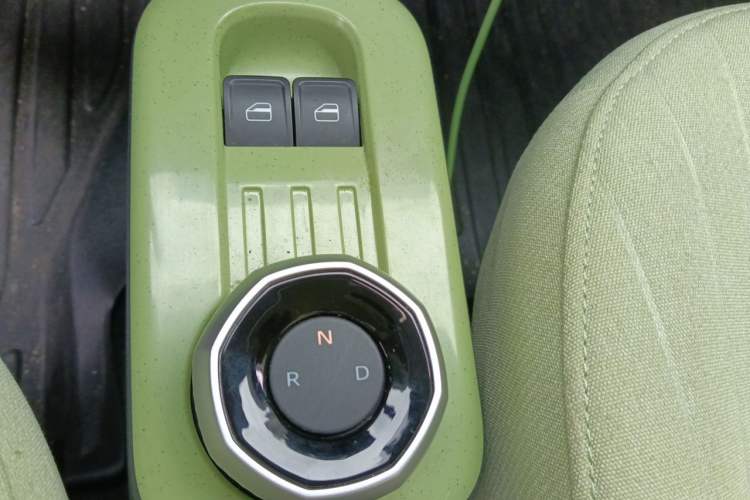 Used Geely Galaxy Panda 2023 Panda Mini 120km Super Cute Bear
