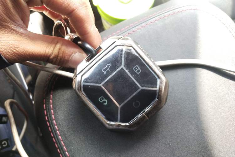 Used JETOUR Traveler 2023 2.0T All-Wheel Drive CrossPRO+ Vehicle Key