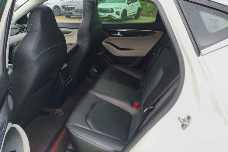 Used JAC Group J7 2020 1.5T CVT Dream Edition Left Rear Seat